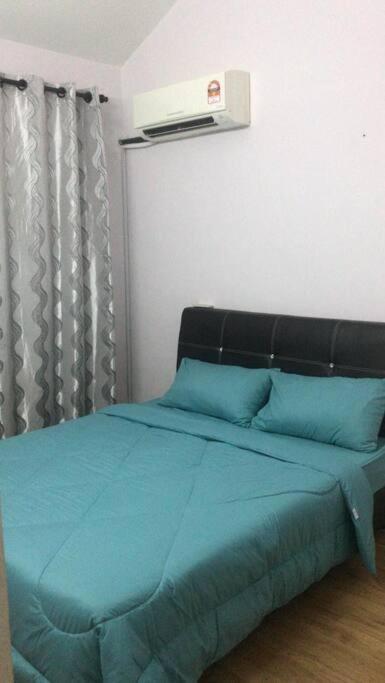 Terrace House Near Stulang Laut Ciq Midvalley Ksl For 7Pax Джохор-Бару Екстер'єр фото