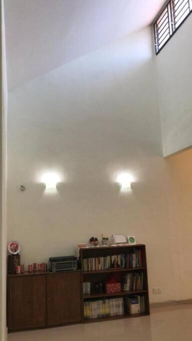 Terrace House Near Stulang Laut Ciq Midvalley Ksl For 7Pax Джохор-Бару Екстер'єр фото