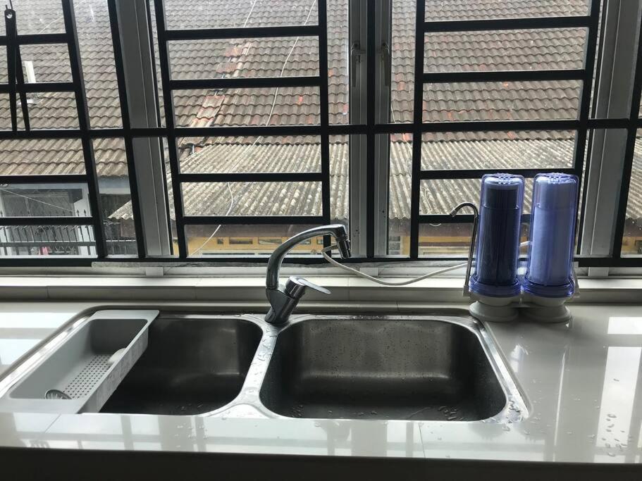 Terrace House Near Stulang Laut Ciq Midvalley Ksl For 7Pax Джохор-Бару Екстер'єр фото