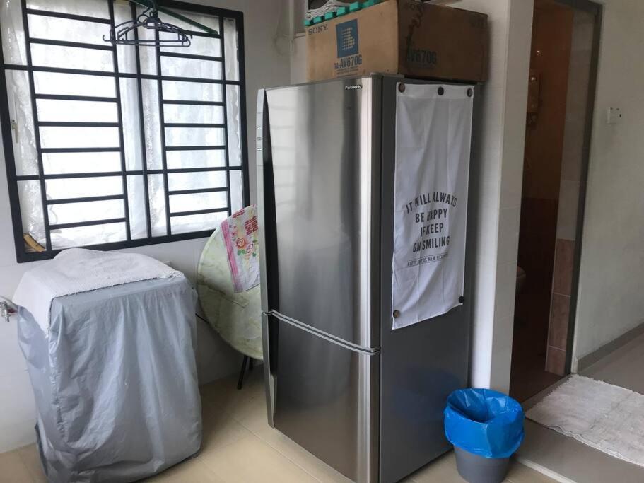 Terrace House Near Stulang Laut Ciq Midvalley Ksl For 7Pax Джохор-Бару Екстер'єр фото